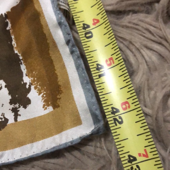 Gorgeous Vintage Vera Neumann Scarf-Polyester-Browns/Gray/White-GUC - Picture 12 of 15